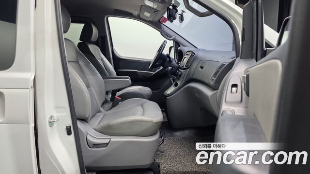 Hyundai Starex 2020 — photo 16