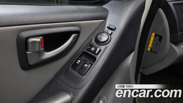 Hyundai Starex 2020 — photo 28
