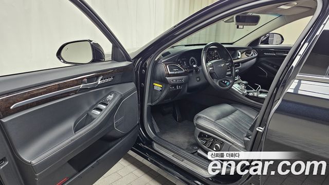Genesis G90 2019 — photo 13