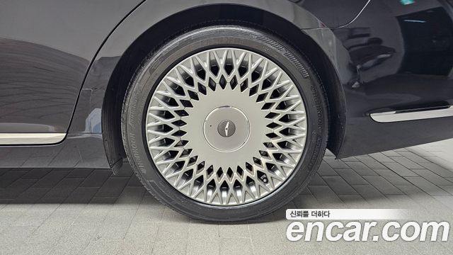 Genesis G90 2019 — photo 7
