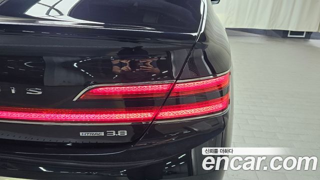 Genesis G90 2019 — photo 9
