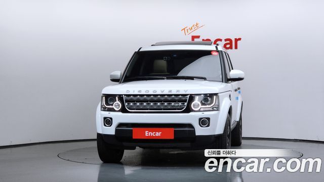 Land Rover Discovery 2016 — photo 3