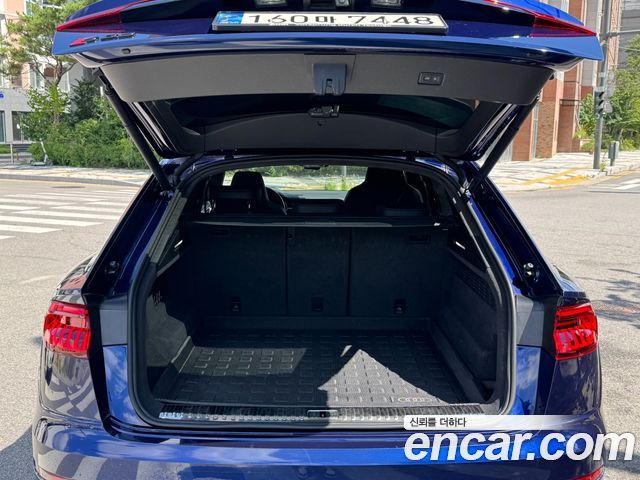 Audi SQ8 2021 — photo 5