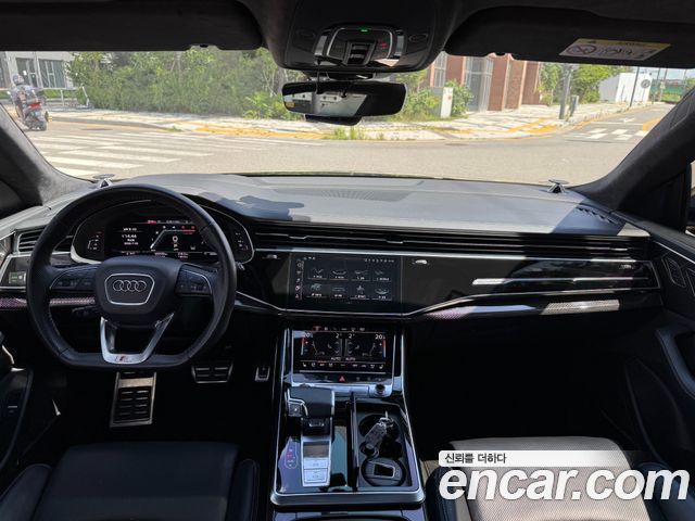Audi SQ8 2021 — photo 8