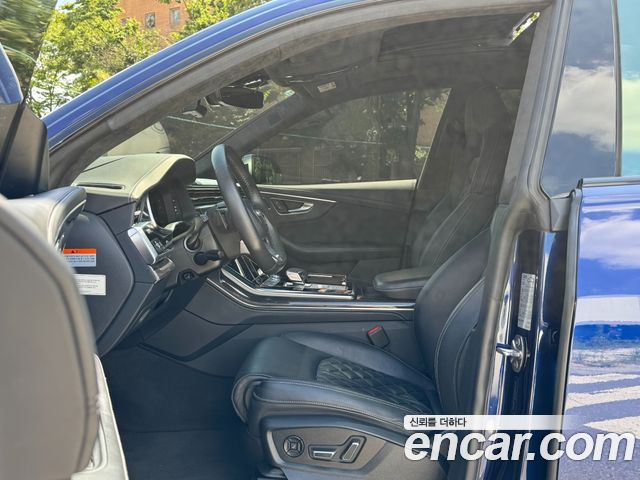 Audi SQ8 2021 — photo 10