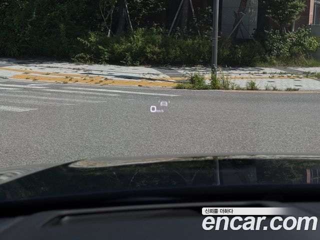 Audi SQ8 2021 — photo 19