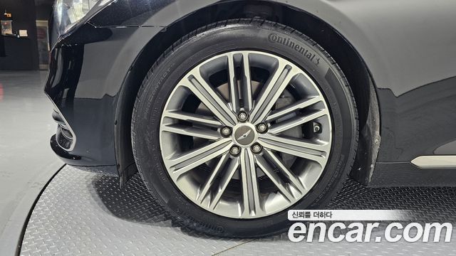 Genesis G80 2017 — photo 5