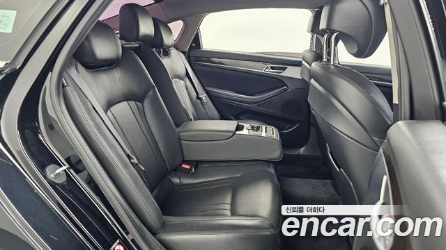 Genesis G80 2017 — photo 12