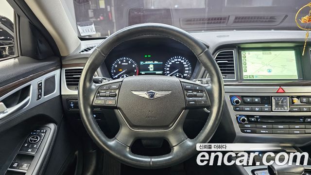 Genesis G80 2017 — photo 13