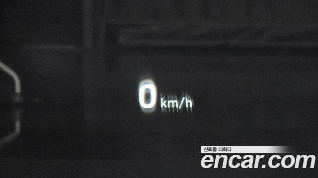 Genesis G80 2017 — photo 19