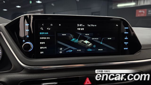 Hyundai Sonata 2022 — photo 22