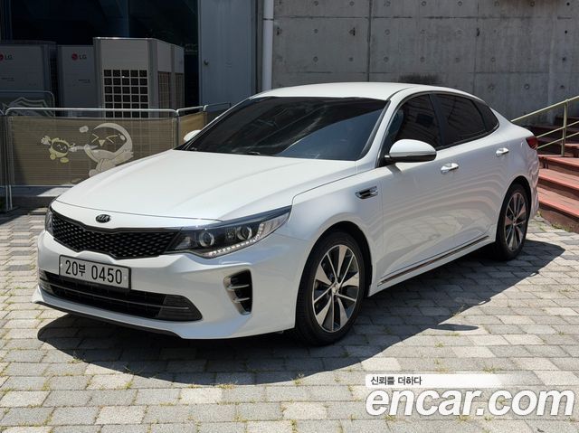 Kia K5 2016 — photo 1