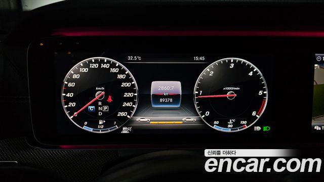 Mercedes-Benz CLS-Class 2019 — photo 11