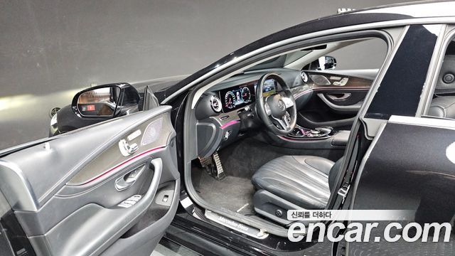 Mercedes-Benz CLS-Class 2019 — photo 13