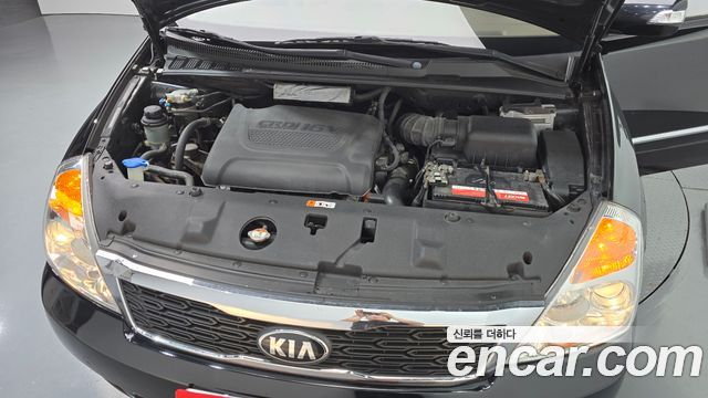 Kia Canival 2013 — photo 6