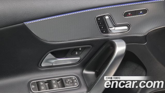 Mercedes-Benz A-Class 2021 — photo 25
