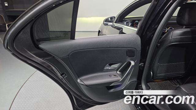 Mercedes-Benz A-Class 2021 — photo 15