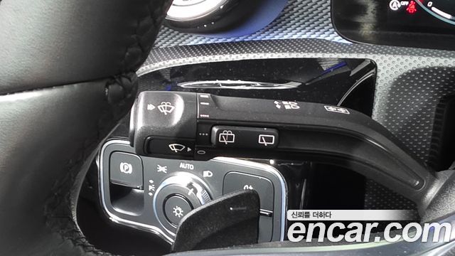 Mercedes-Benz A-Class 2021 — photo 29