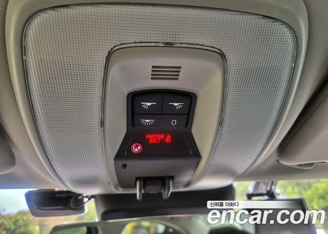 Volvo S60 2015 — photo 11