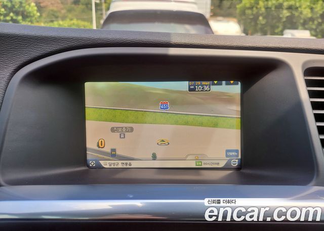 Volvo S60 2015 — photo 15
