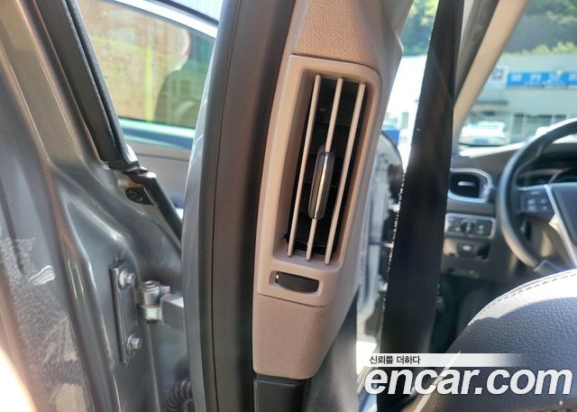 Volvo S60 2015 — photo 18