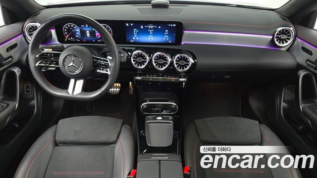 Mercedes-Benz CLA-Class 2024 — photo 10