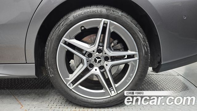 Mercedes-Benz CLA-Class 2024 — photo 7