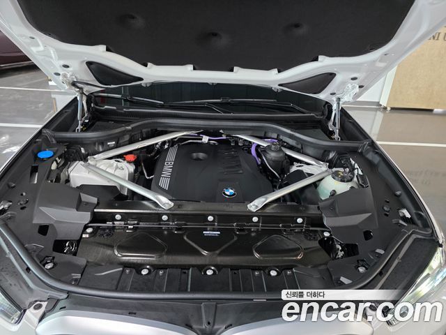 BMW X5 2026 — photo 6