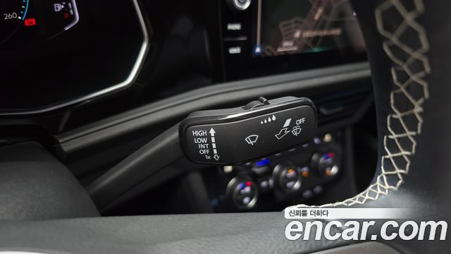 Volkswagen Jetta 2023 — photo 22