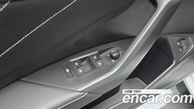 Volkswagen Jetta 2023 — photo 23
