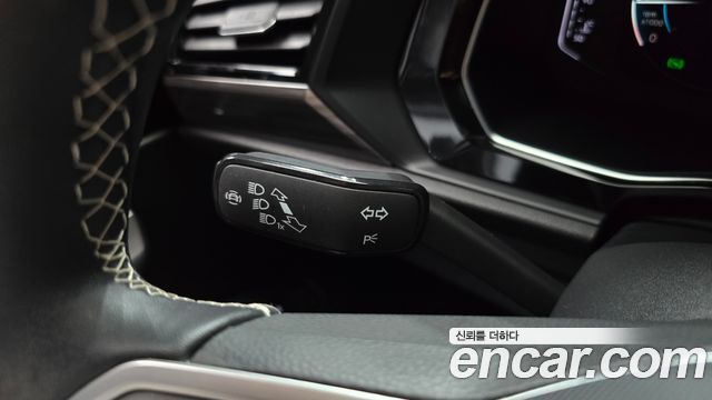 Volkswagen Jetta 2023 — photo 24