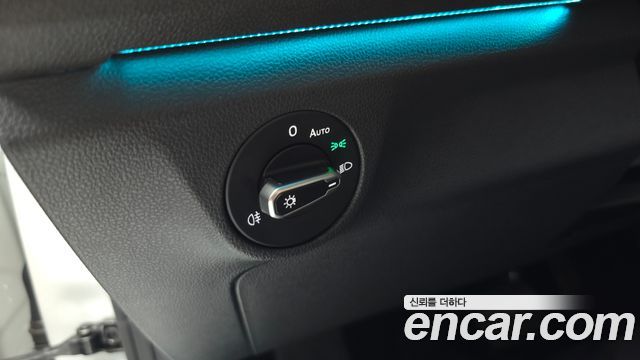 Volkswagen Jetta 2023 — photo 25