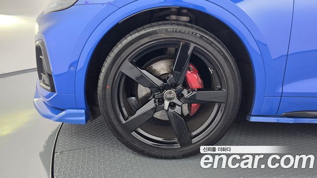 Audi SQ5 2023 — photo 5