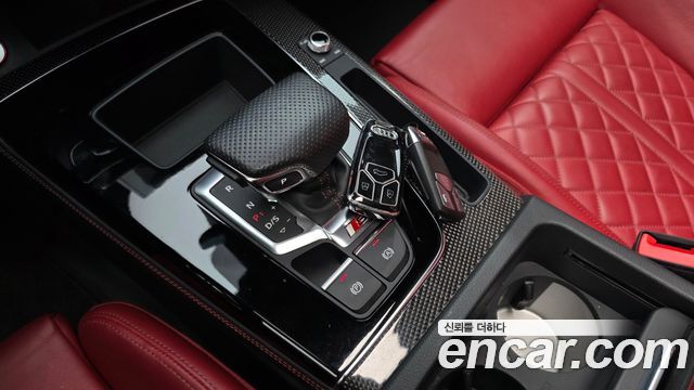 Audi SQ5 2023 — photo 12