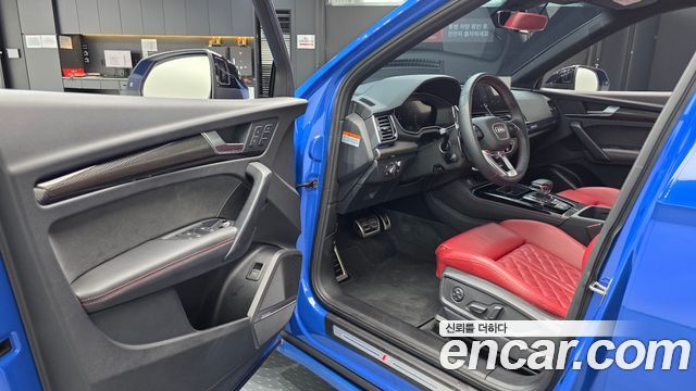 Audi SQ5 2023 — photo 13