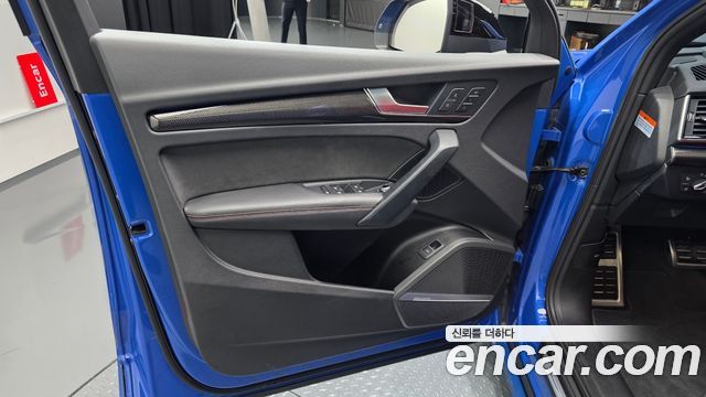 Audi SQ5 2023 — photo 14