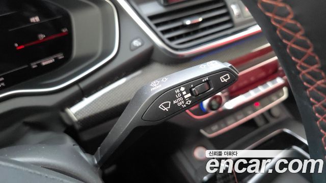 Audi SQ5 2023 — photo 27