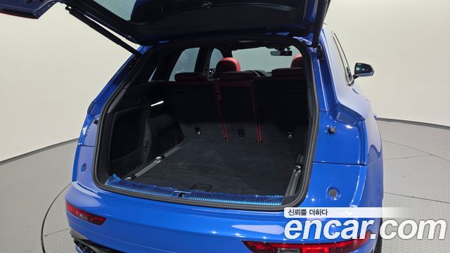 Audi SQ5 2023 — photo 34