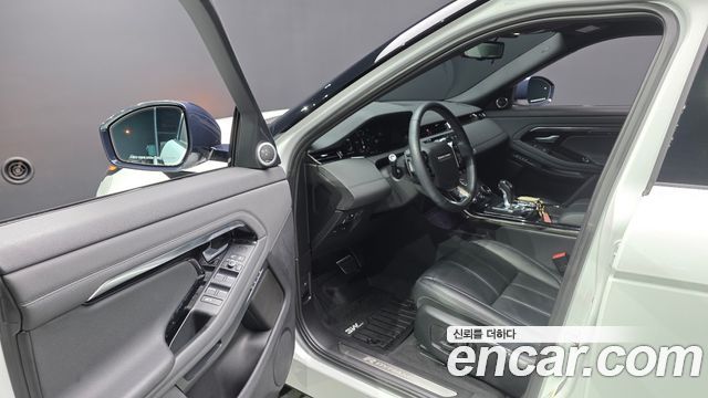 Land Rover Range Rover Evoque 2020 — photo 13