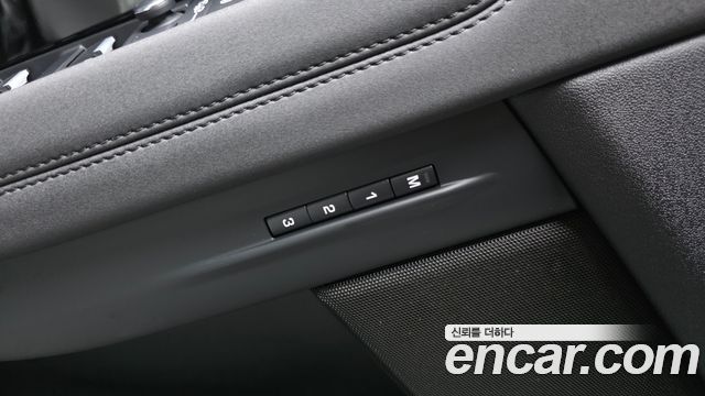 Land Rover Range Rover Evoque 2020 — photo 24