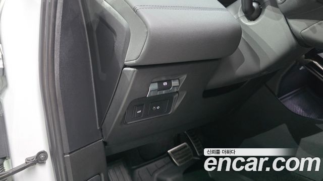 Land Rover Range Rover Evoque 2020 — photo 28