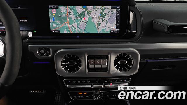 Mercedes-Benz G-Class 2022 — photo 20