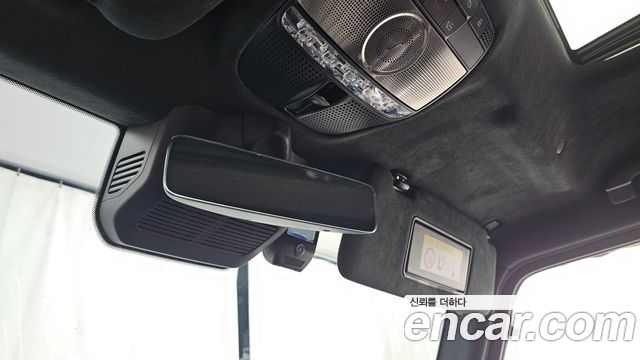 Mercedes-Benz G-Class 2022 — photo 30