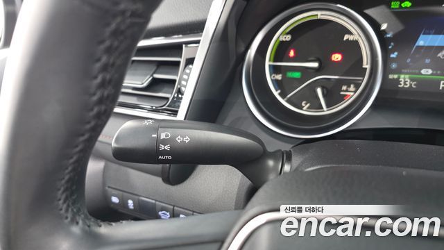 Toyota Camry 2019 — photo 22