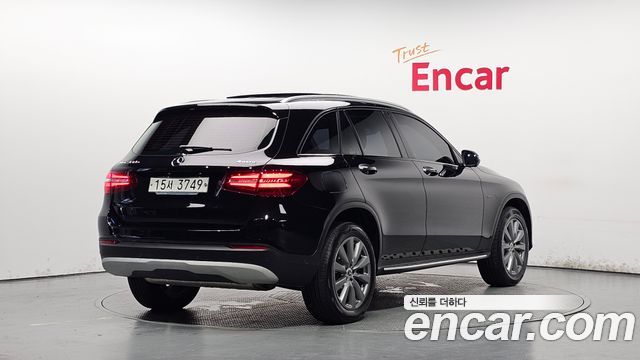 Mercedes-Benz GLC-Class 2019 — photo 2