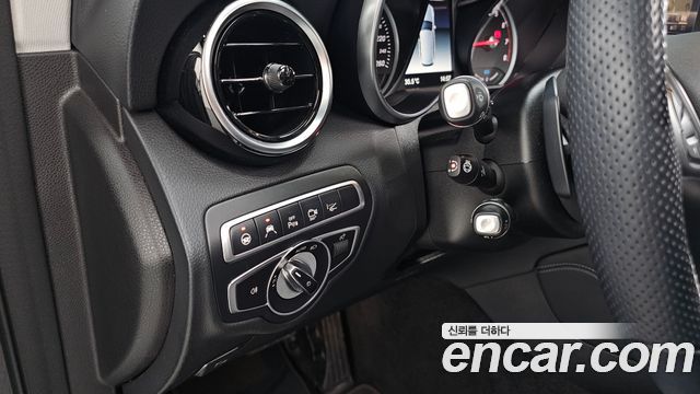Mercedes-Benz GLC-Class 2019 — photo 23