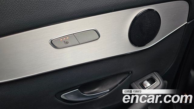 Mercedes-Benz GLC-Class 2019 — photo 25