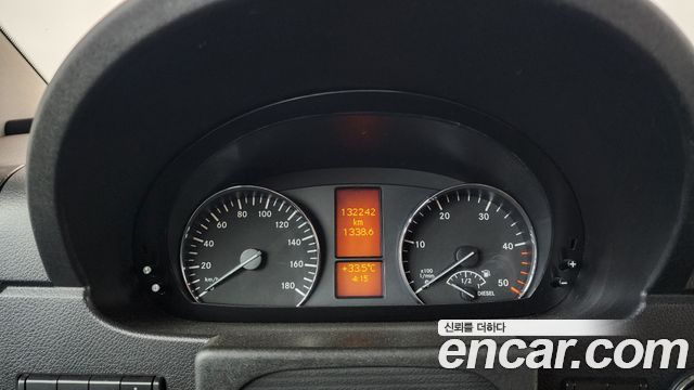 Mercedes-Benz Sprinter 2013 — photo 8