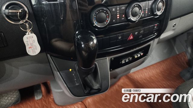 Mercedes-Benz Sprinter 2013 — photo 9