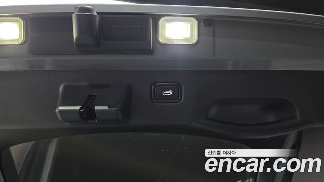 Kia EV6 2023 — photo 24